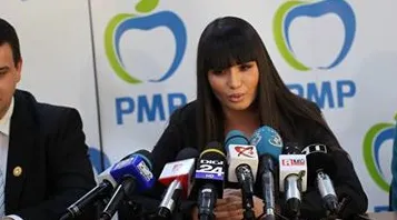 Mesajul lui Traian Băsescu pentru fiica sa, Elena Băsescu