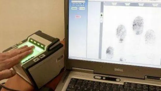 Buletine biometrice de la 1 aprilie. Cum vor arăta noile cărți de identitate?