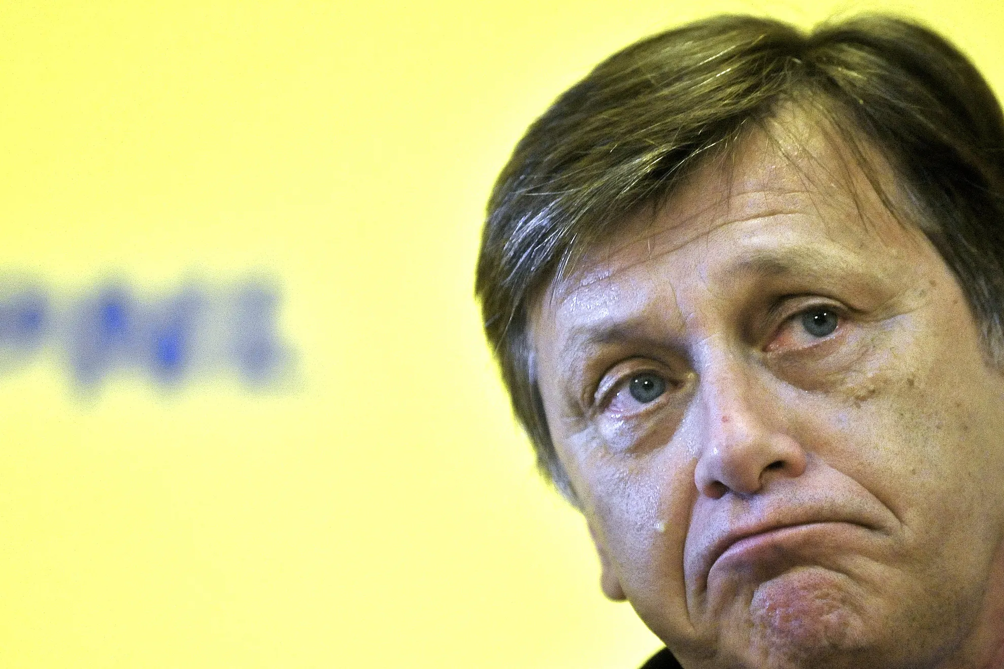 "ONE MAN SHOW". ZGONEA, ATAC la ANTONESCU: E un om instabil!