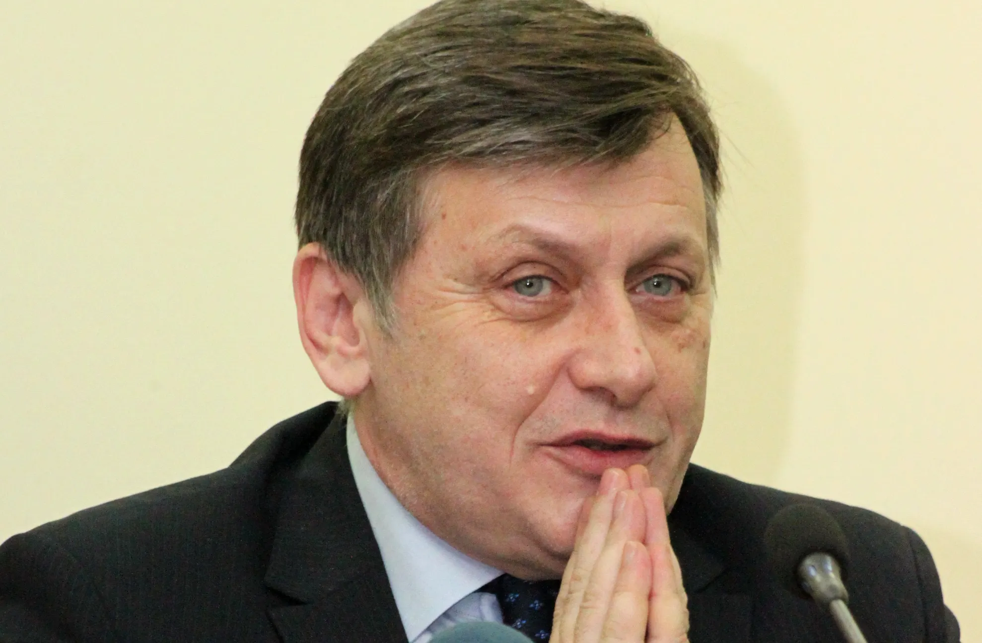 EUROPARLAMENTARE 2014. Antonescu: PNL e într-o perioadă de reașezare a tacticilor și strategiilor