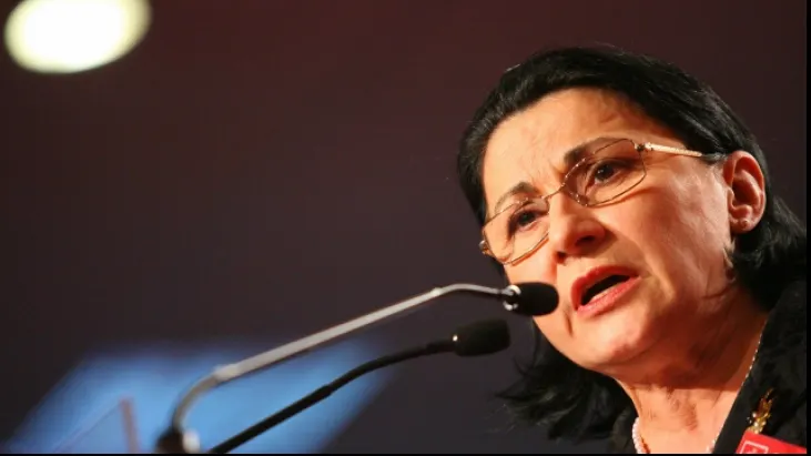 DOSARUL MICROSOFT. Ecaterina Andronescu ar fi luat mită de la Siveco - surse