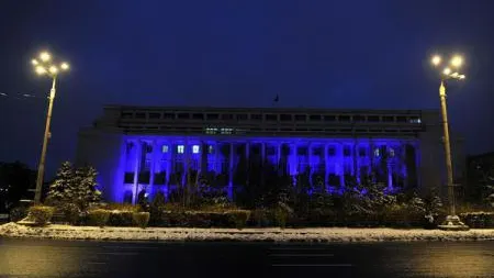 Palatul Victoria va fi luminat, astăzi, în MOV. MOTIVUL?