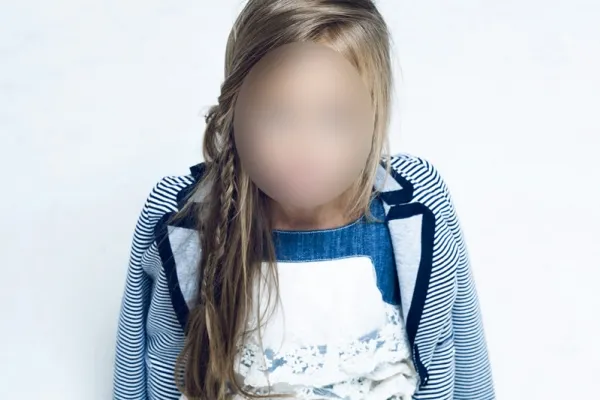 Are numai opt ani, iar cei care o văd au impresia că au în faţa ochilor un înger 