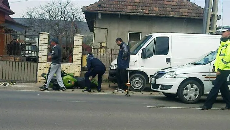 Accident grav în Cluj. Un motociclist francez este în stare gravă la spital