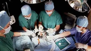 ANCHETĂ LA MATERNITATE, după ce o tânără cu sarcină extrauterină a fost operată de trei ori