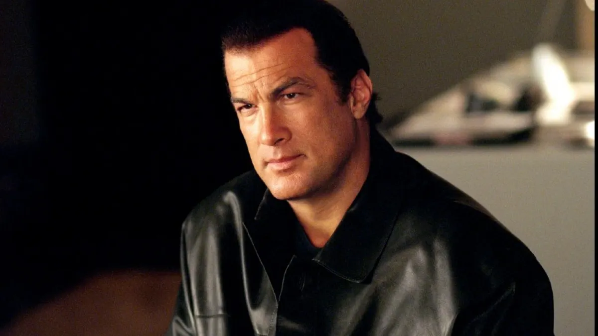 Steven Seagal îl felicită pe Putin pentru anexarea Crimeii