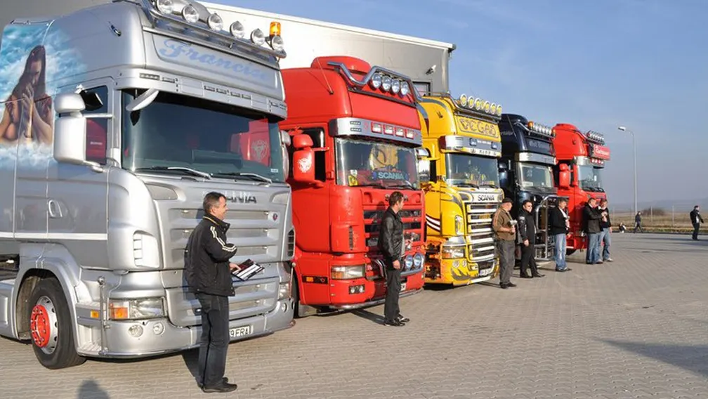 Transportatori:ACCIZA LA CARBURANT, pretext pentru cheltuieli mai mari şi efect de bumerang la buget
