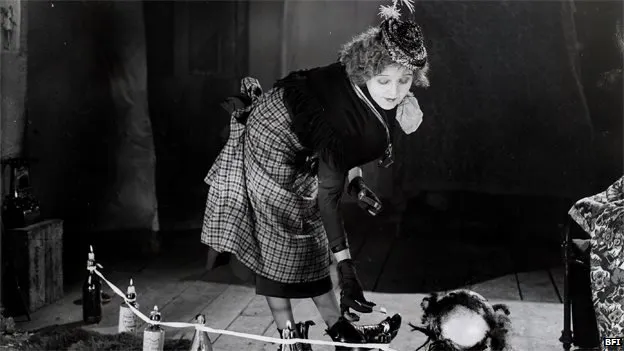 CAPODOPERĂ a filmului mut, din 1923, descoperită accidental în Olanda.Pelicula, considerată PIERDUTĂ