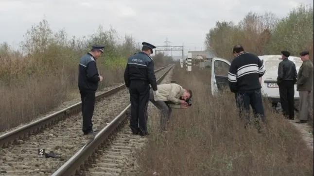 A murit sub roțile trenului