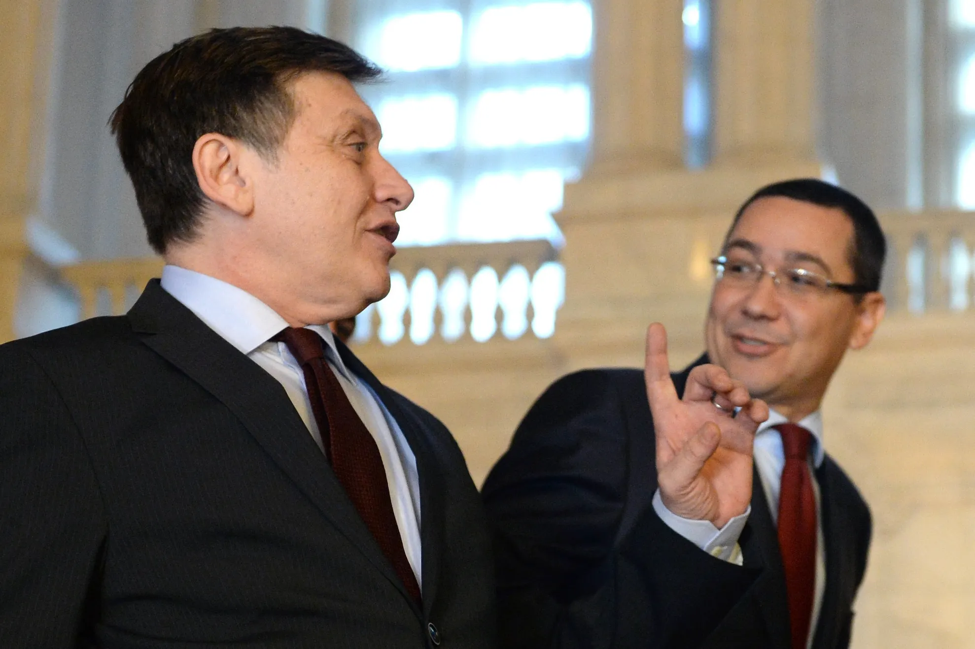 Crin Antonescu :Este posibilă înființarea unei comisii parlamentare de anchetă în cazul Adrian Duicu