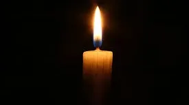 DOLIU în LUMEA LITERARĂ. O cunoscută scriitoare şi poetă din România a MURIT