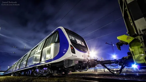 Cum arată noile trenuri de METROU care vor intra în circulaţie în luna mai
