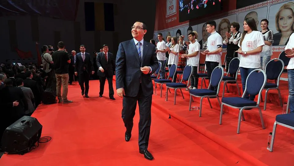 Ponta: Îi urez lui Băsescu să se bucure de cele două Elene. Nu mi-e clar pe care o iubeşte mai tare