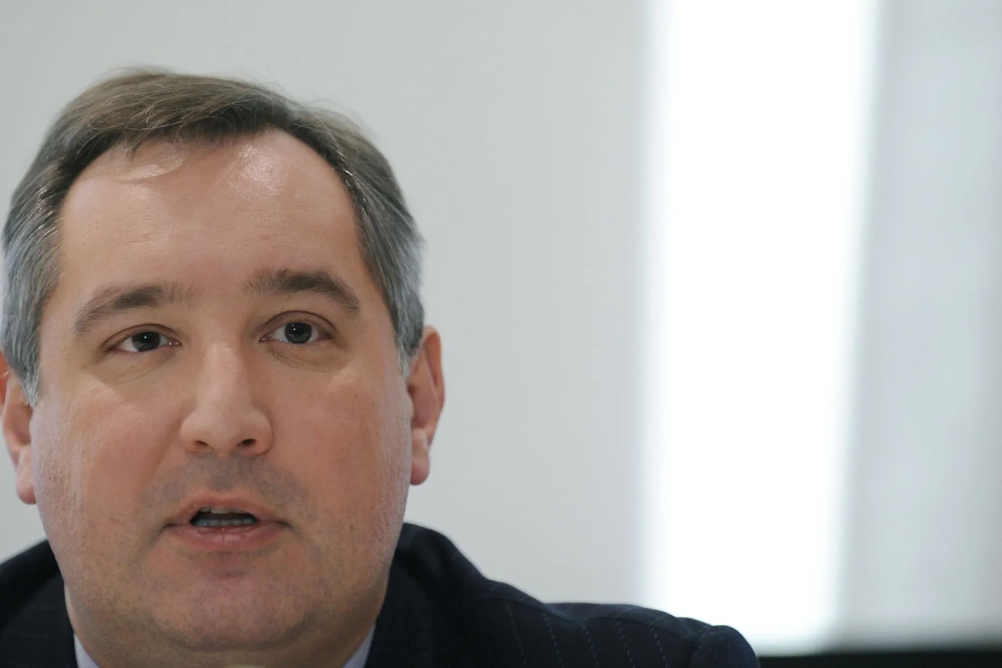 Dmitri Rogozin vrea o reacție foarte dură la adresa lui Victor Ponta: Nu mai avem ce discuta