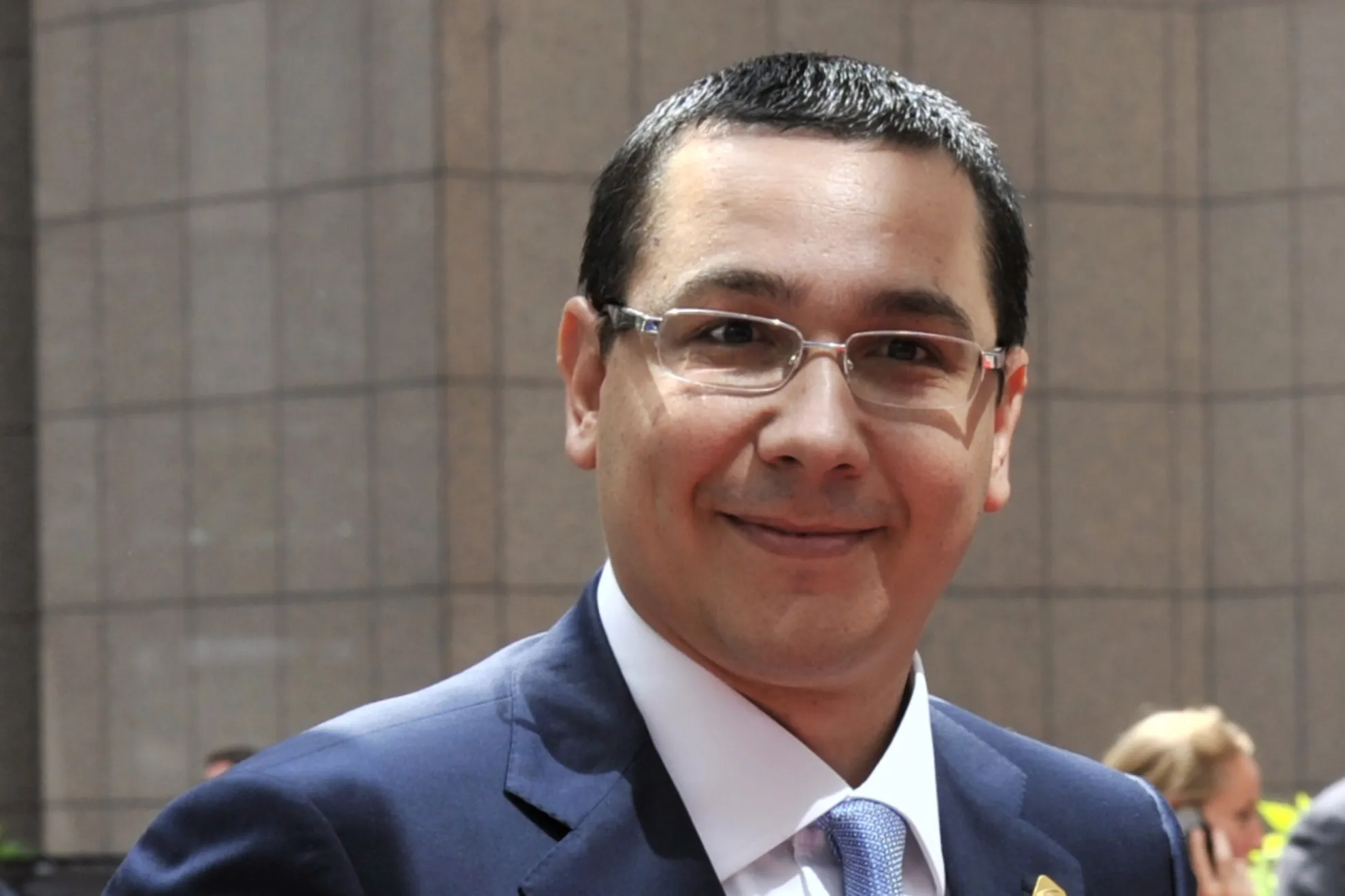 JOE BIDEN, la Bucureşti. Ponta: Palatul Victoria va deveni O FORTĂREAŢĂ