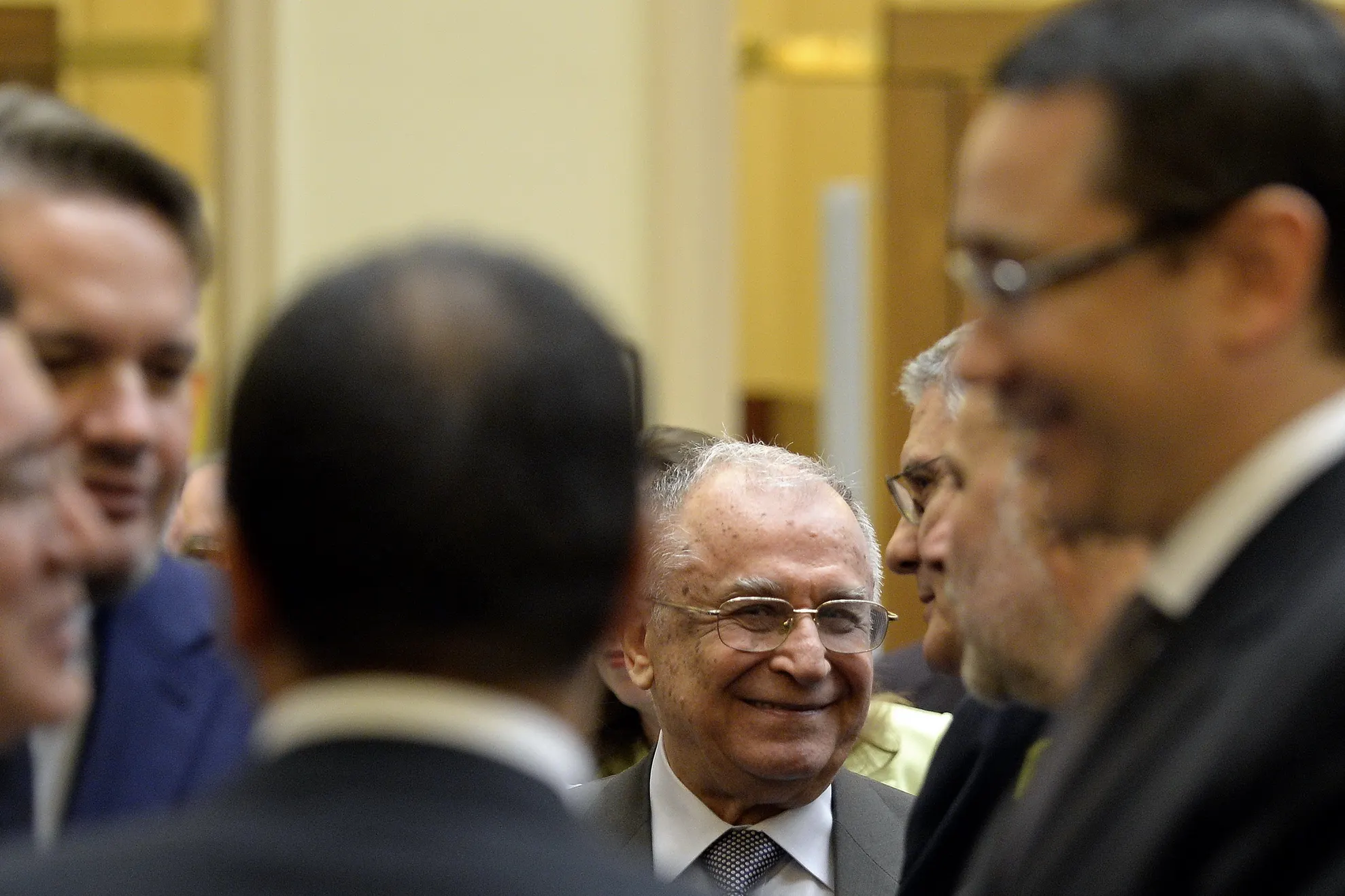 Cozmin Guşă: Norocul lui Ponta astăzi este GEORGE MAIOR