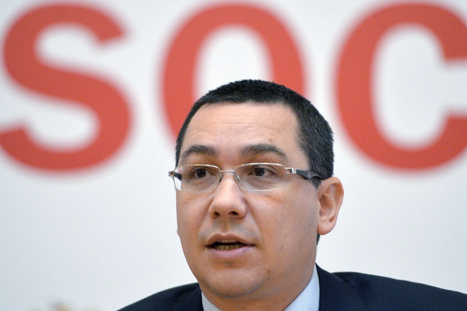 Cozmin Guşă: Ponta şi-a asumat campania pentru prezidenţiale