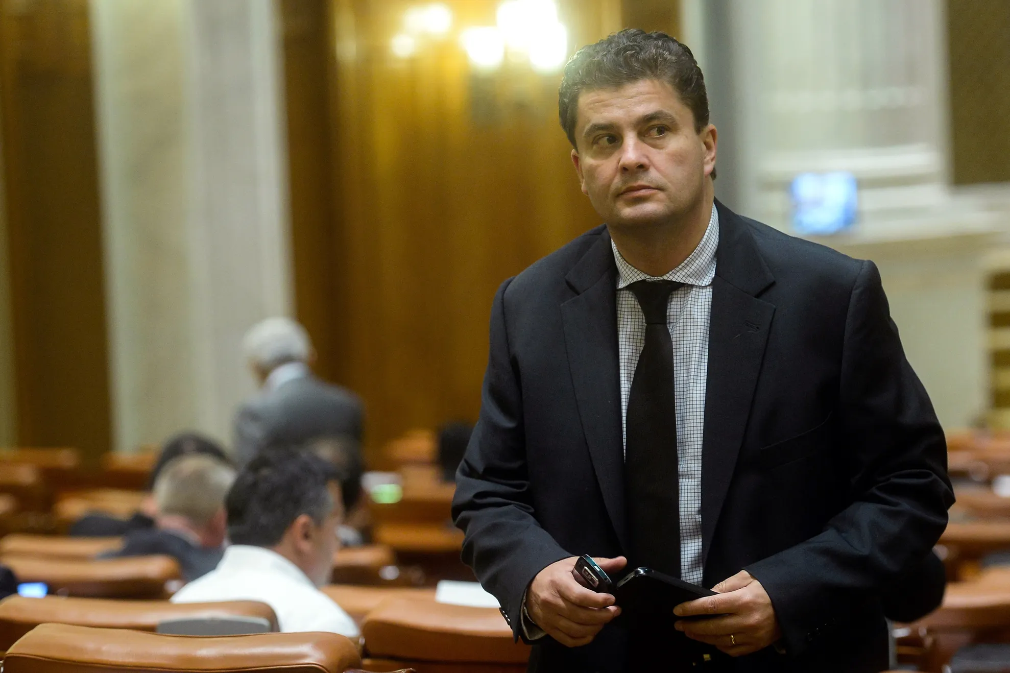 Florin Popescu a scăpat de arestare mulţumită votului colegilor