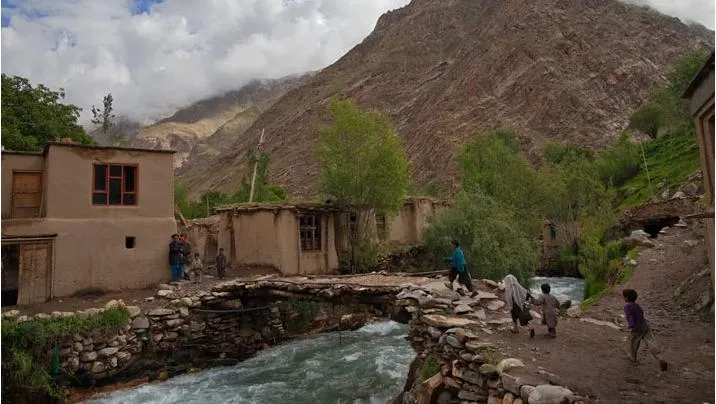 CATASTROFĂ în Afganistan. Sute de morţi, mii de dispăruţi într-o alunecare de teren