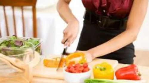 E-urile din ALIMENTE şi BĂUTURI: ce ÎNSEAMNĂ şi de ce sunt NECESARE