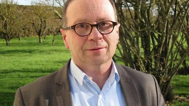 Primar din Franţa, CASTRAT ŞI OMORÂT de soţul amantei sale