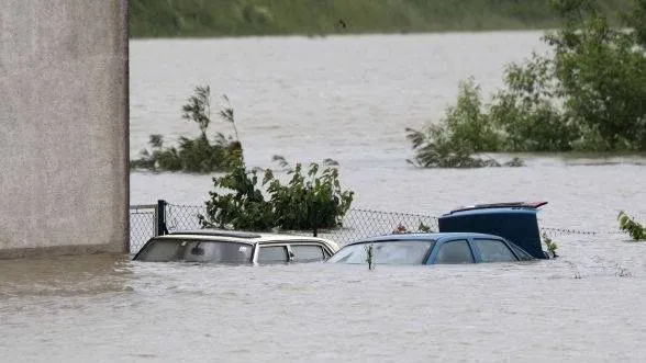 CODUL GALBEN de inundaţii, menţinut pe râuri din 13 judeţe. ALERTĂ pe Dunăre