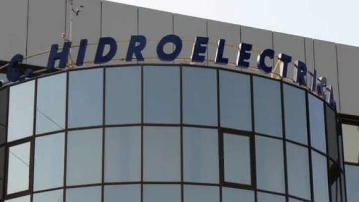 Percheziţii la Hidroelectrica Argeş. Directorul adjunct, acuzat de abuz în serviciu şi luare de mită