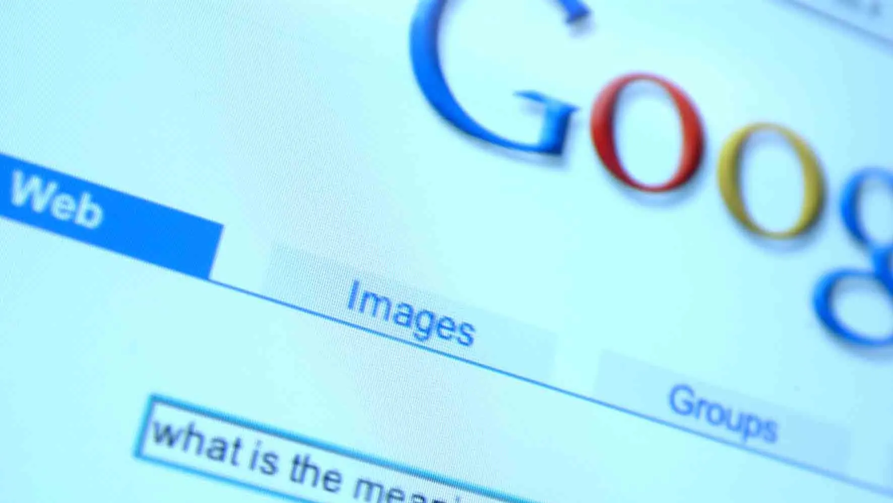 Vrei să nu mai apari pe Google? Cum îţi ştergi datele de pe internet
