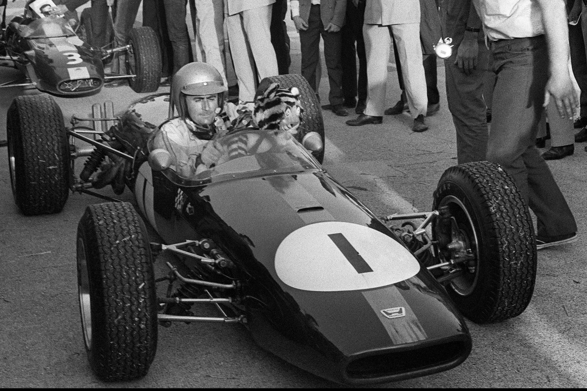 Fostul campion mondial de Formula 1, Jack Brabham, a încetat din viaţă la 88 de ani