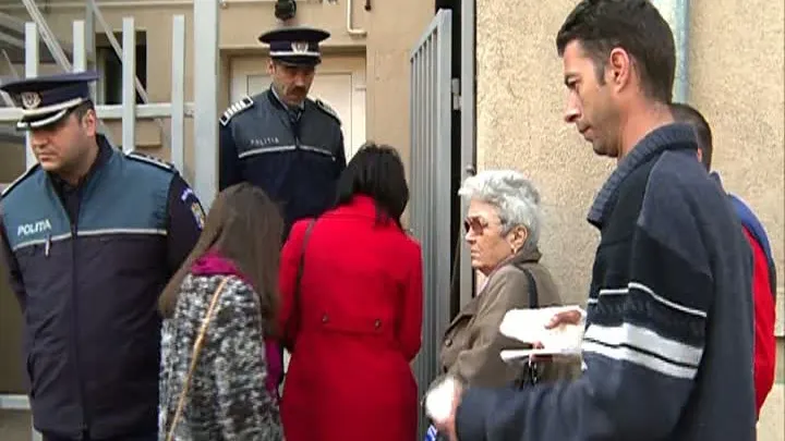DOSARUL SILICOANELOR. Medicii "şpăgari" cer eliberarea 