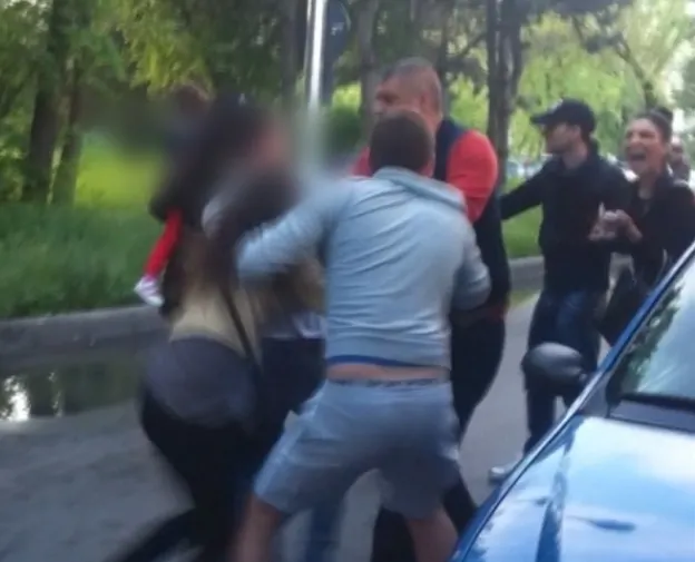 NASUL lui Andreea Tonciu, motiv de BĂTAIE ca în filme. MITEA "şi-a luat-o" rău