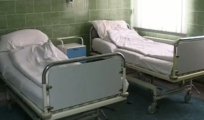 Deputat PNL: Pacienți în halate și pijamale, scoși din spital și încolonați la vot în Sectorul 5