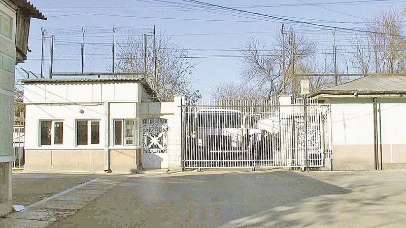 Corpul de control al Ministerului Justiției, trimis la penitenciarul Poarta Albă