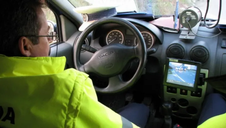 Un tânăr din Satu Mare, PRINS CU 206 km/h pe Autostrada Transilvania