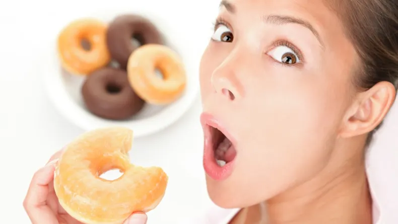 Alimentaţia zilnică te îmbătrâneşte? Ce să mănânci şi ce să NU mănânci