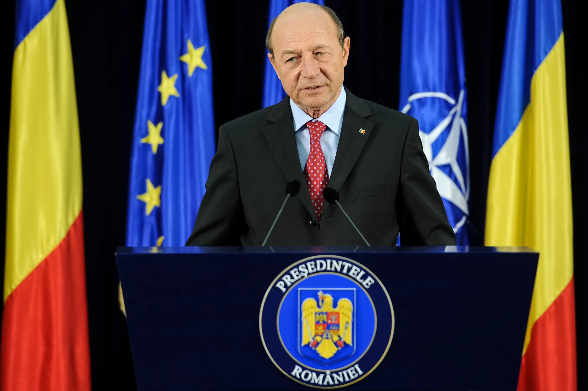 Băsescu: Voi participa eu la Consiliul European 