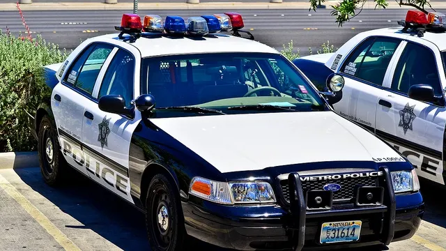 Poliţia a găsit svastici în locuinţa cuplului care a ucis trei persoane în Las Vegas