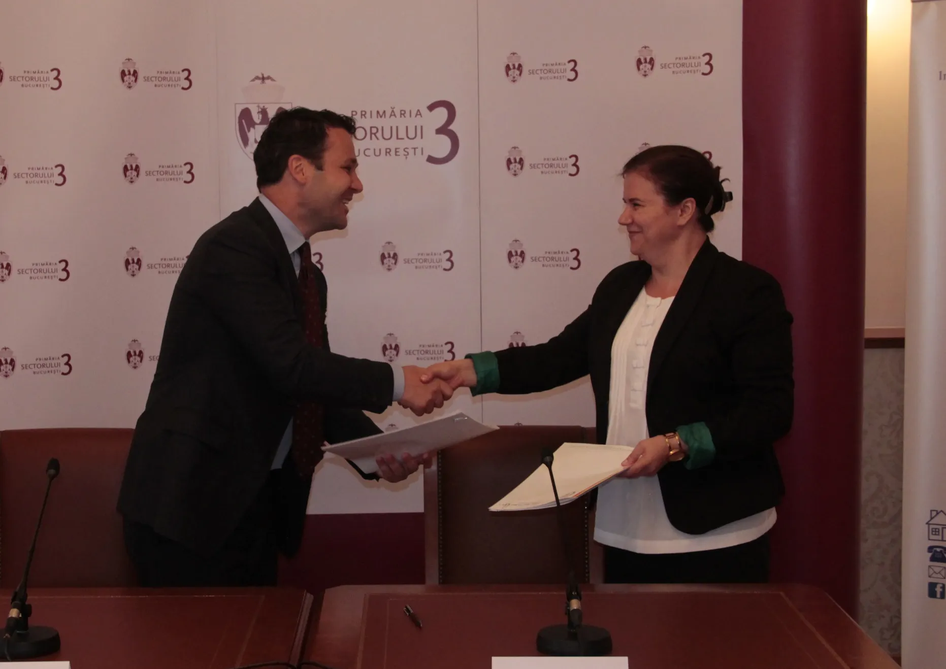 Studenţii SNSPA vor putea face practică în cadrul Primăriei Sectorului 3 