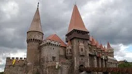 TripAdvisor: Castelul Corvinilor, între primele cinci destinaţii turistice din România 