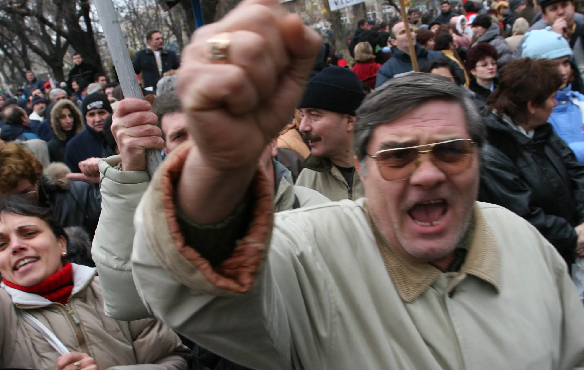 Sindicaliştii de la metrou, din nou NEMULŢUMIŢI. AMENINŢĂ CU PROTESTE şi anunţă două zile de foc 