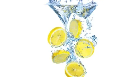 Detoxifierea cu lămâie: 10 beneficii de care nu ştiai