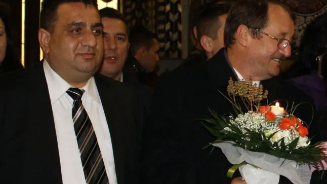 DOSARUL MIRCEA BĂSESCU. VOICULESCU ar fi dat UN MILION DE EURO familiei Bercea