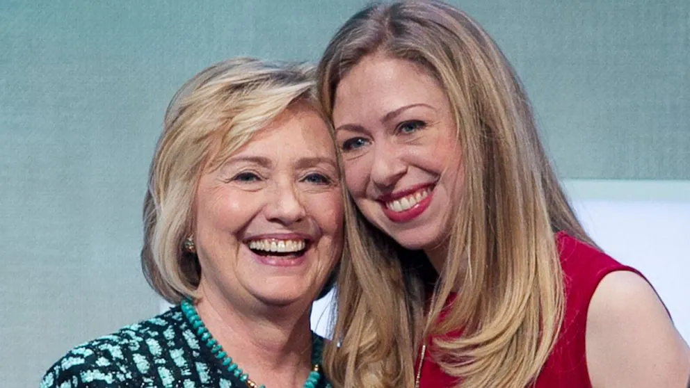 Chelsea Clinton ar câștiga 75.000 de dolari pentru fiecare discurs