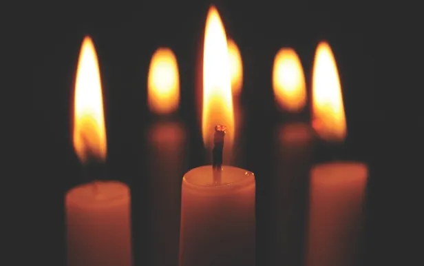 Tragedie inimaginabilă. A murit la înmormântarea mamei lui. Localnicii sunt îngroziţi