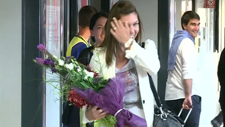 Simona HALEP a revenit acasă. Primele cuvinte ale sportivei!