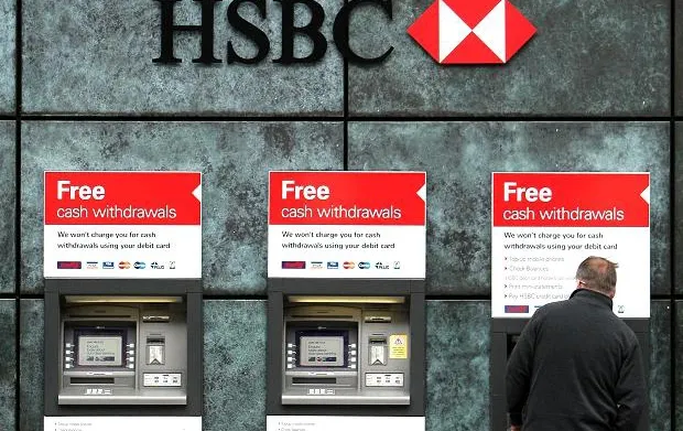 Cea mai mare restructurare a unei bănci din Europa: HSBC renunţă la 25.000 de angajaţi