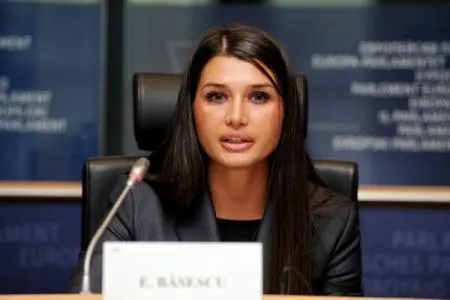 EBA, ironică la adresa ministrului IOANA PETRESCU