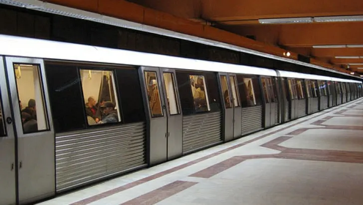 CIRCULAŢIE ÎNGREUNATĂ la metrou