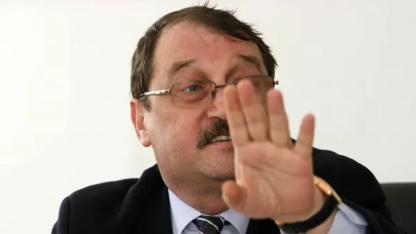 JUDECAREA cererii de eliberare a lui MIRCEA BĂSESCU, DEVANSATĂ