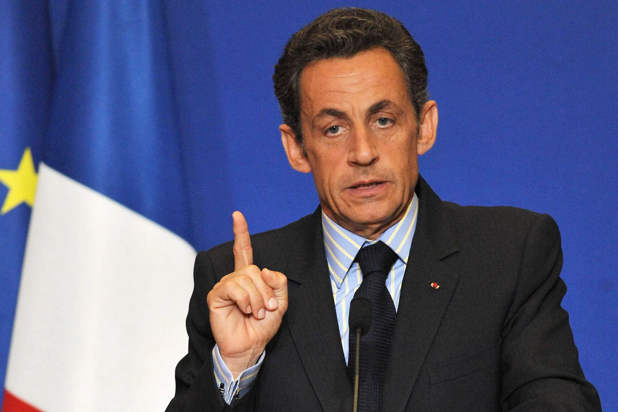 SONDAJ INCREDIBIL: Ce spun francezii despre Sarkozy după ce a fost inculpat pentru corupţie
